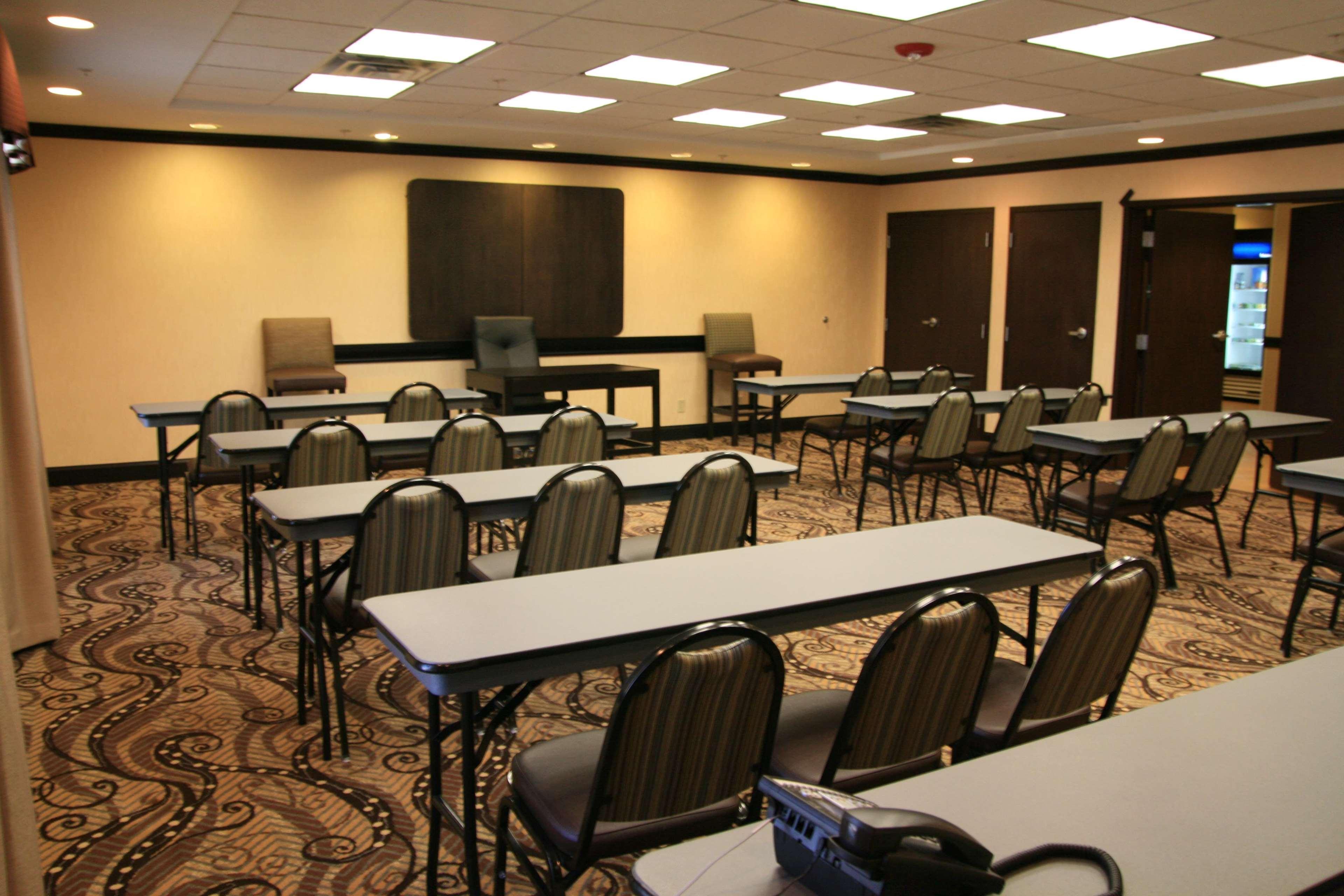 Hampton Inn & Suites Mcalester Ngoại thất bức ảnh